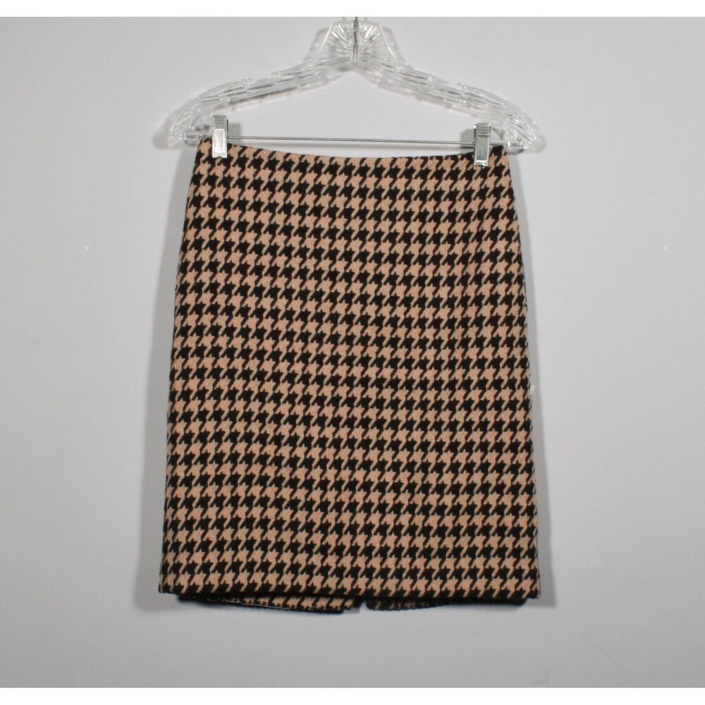 Talbots Wool Blend Tan Black Big Houndstooth Print Knee Pencil Skirt Sz 2P - Picture 1 of 4